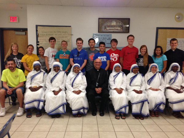 Bishop Wall with a youth group from Lincoln, Nebraska and the Missionaries of Charity in Gallup.
